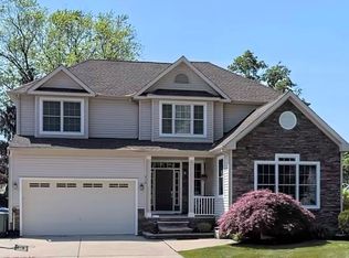 416 Downs Dr, Cherry Hill, NJ 08003