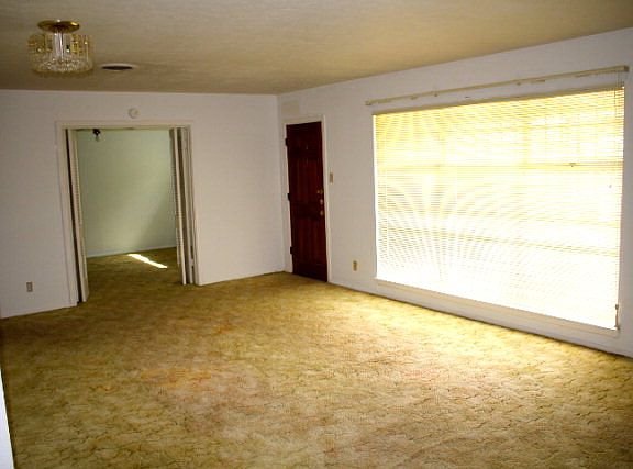 4th image of 414 E Wadley Ave