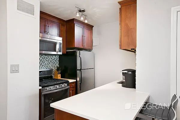 Sold by (Legacy) Elegran | media 3