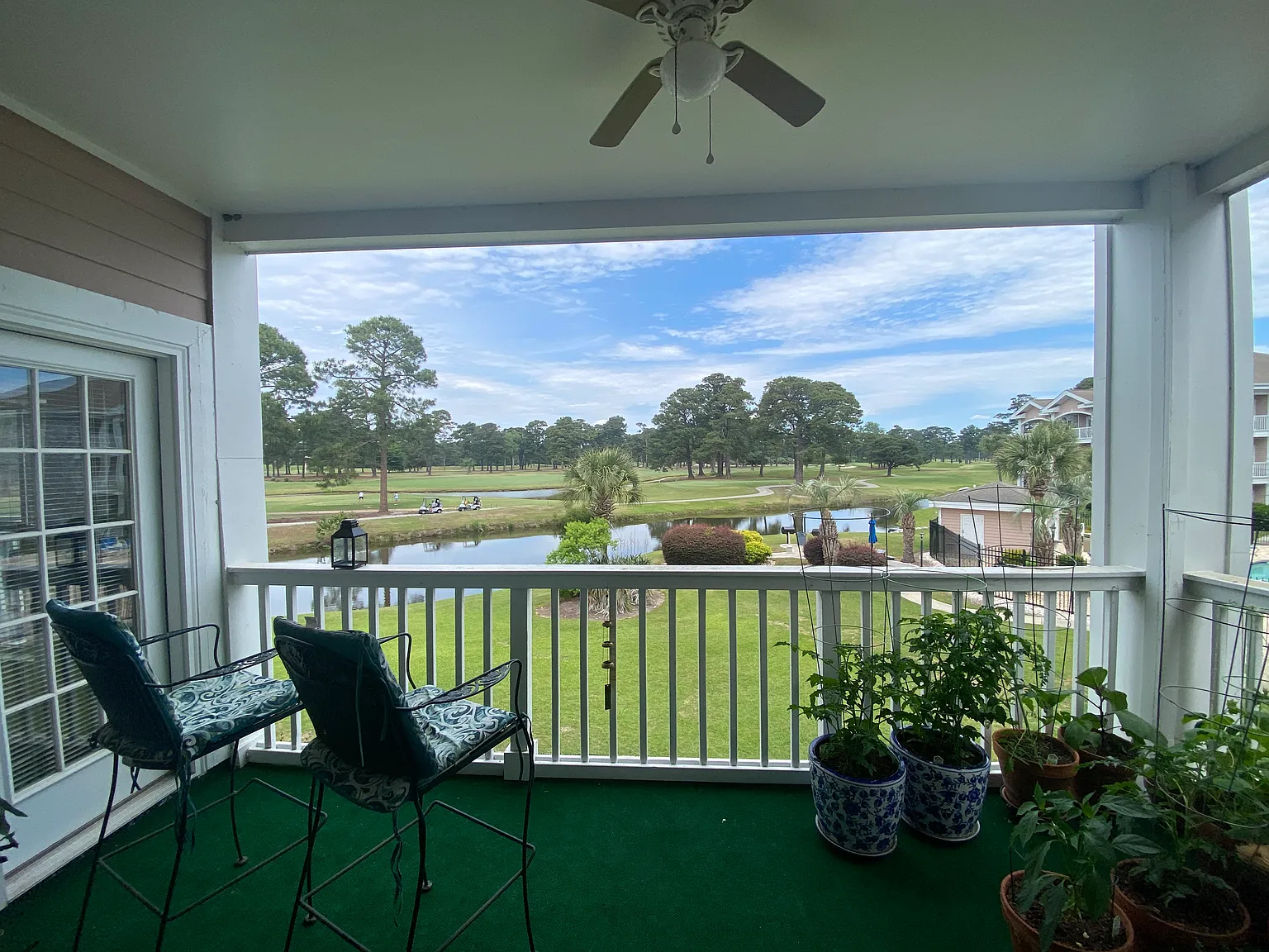 2 bed, 1200 sqft, $1,950 — Photo 2