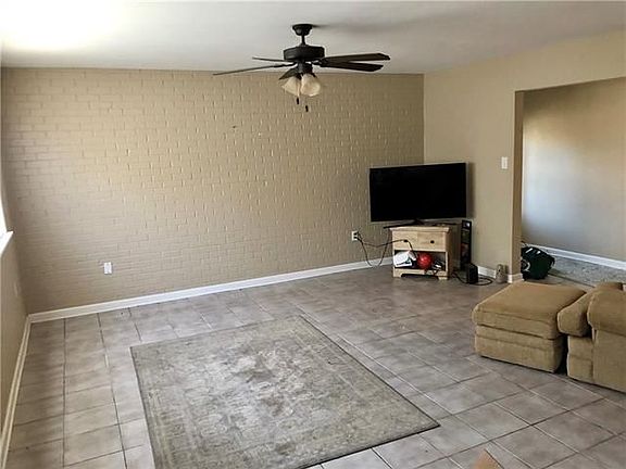 3rd image of 111 Bragg St