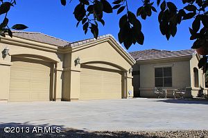 2nd image of 3930 E Sunnydale Dr