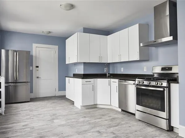 52 Mansfield St #1, Somerville, MA 02143