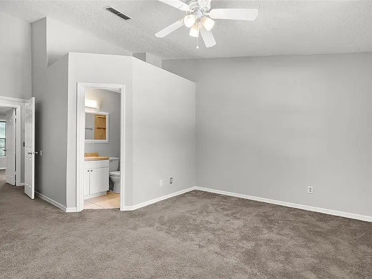 5709 Dalden Dr — Photo 22
