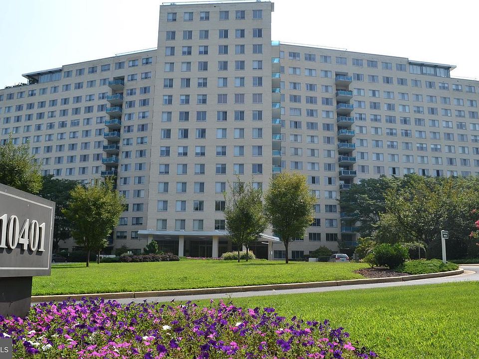 1st image of 10401 Grosvenor Pl APT 705