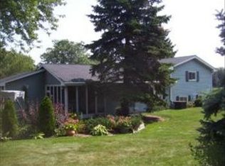 3800 Cardinal Ct, Racine, WI 53405