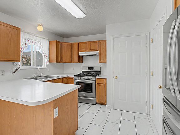 5th image of 1421 W 50 S