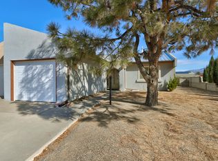 780 Stallion Rd SE, Rio Rancho, NM 87124