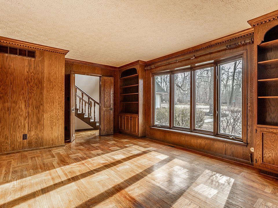 16th image of this home