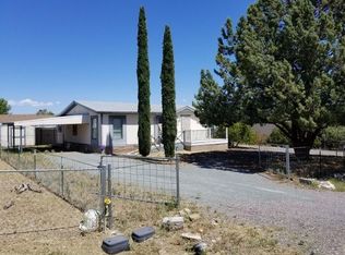 20570 E Cholla Dr, Mayer, AZ 86333