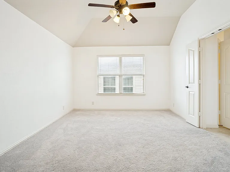 1204 E Shawnee Dr — Photo 17
