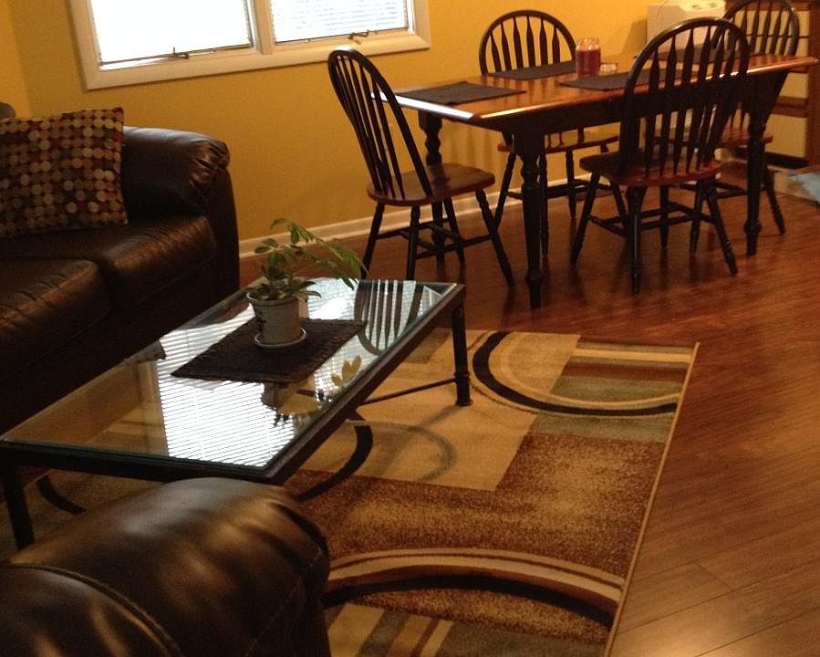 living/dining area