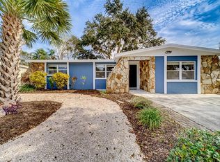 11615 Leisure Ln W, Largo, FL 33773