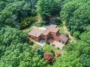 89 Walker St, Seekonk, MA 02771