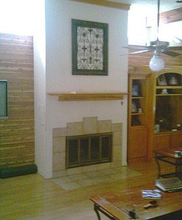 4th image of 2201 N Belmont Dr