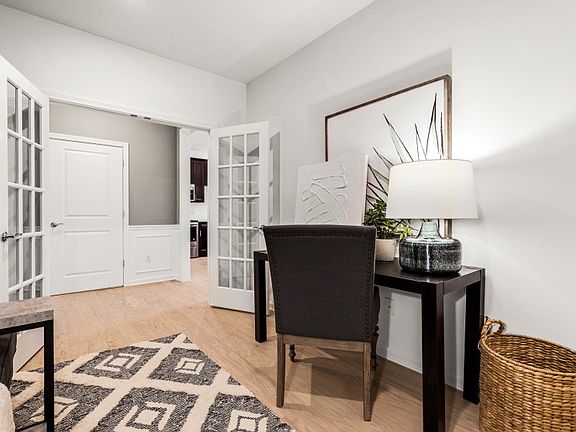 Flex Room for Den or Office