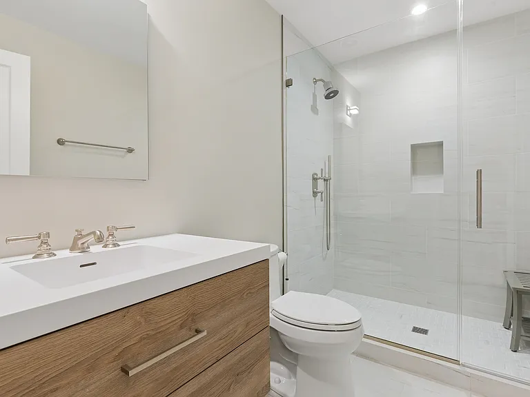 39 Linden Ln — Photo 13