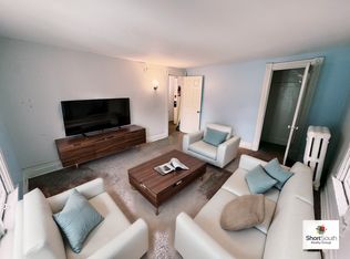 731 Village St APT 2, Kalamazoo, MI