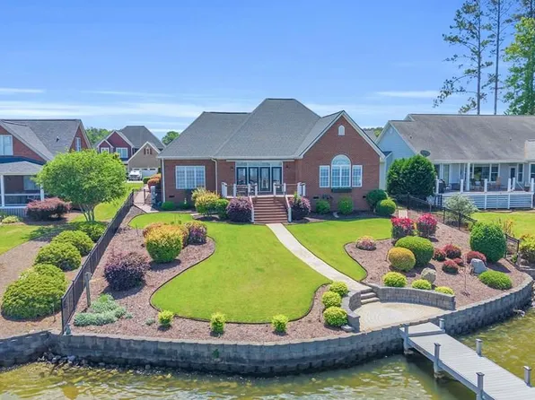 509 Nautical Way, Greenwood, SC 29649