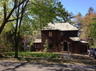 256 E Devonia Ave, Mount Vernon, NY 10552