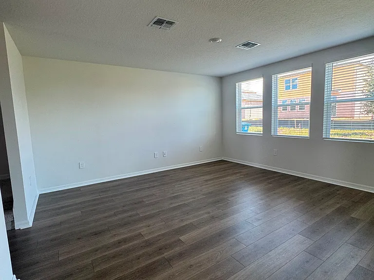 1755 Native Loop — Photo 6