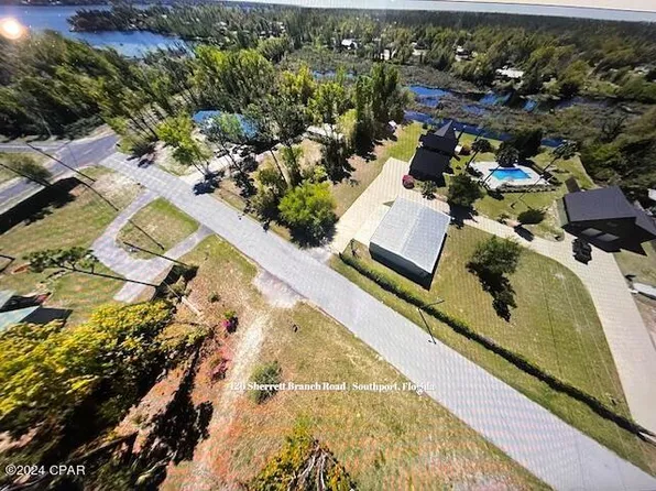 126 Sherrett Branch Rd, Southport, FL 32409