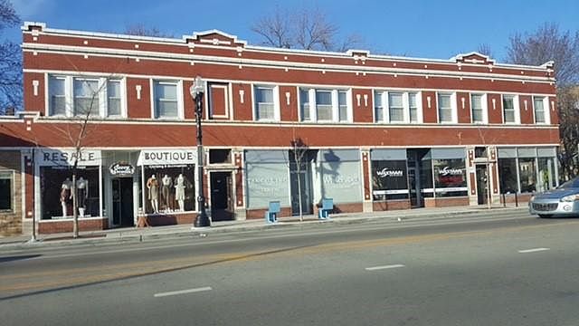 1st image of 1742 W Lawrence Ave #2E