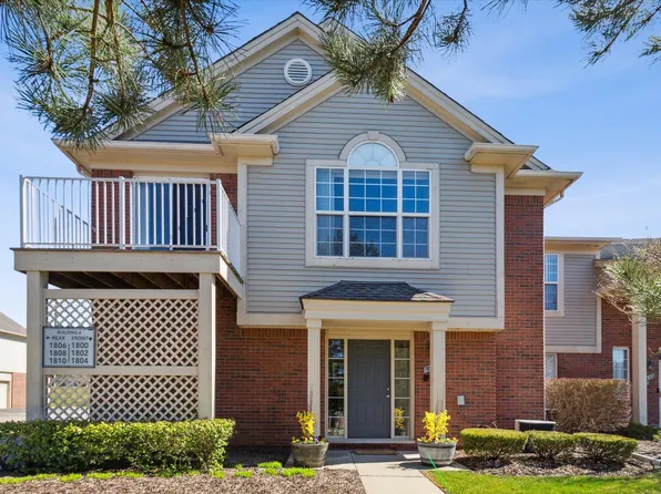 1800 Flagstone Cir, Rochester, MI 48307