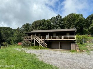 151 Scenic View Ln, Lenoir City, TN 37771