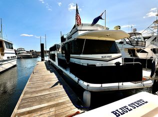 1 Pier 8 St #13, Charlestown, MA 02129