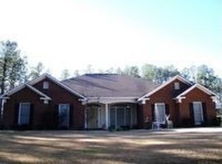 1005 Crosswinds Dr, Midland, GA 31820