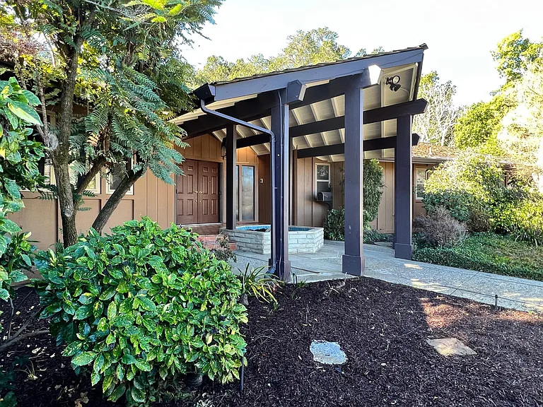 7757 Country Ln — Photo 9