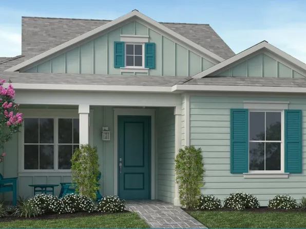 315 Latitude Dr, Daytona Beach, FL 32124