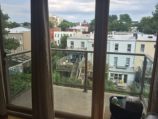 Rented by RES New York | media 36