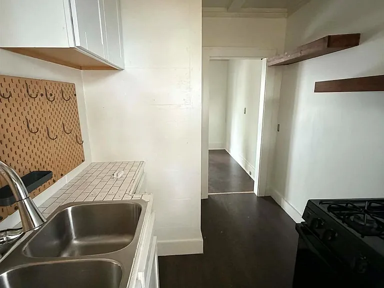 1302 W Bell St #1 — Photo 8