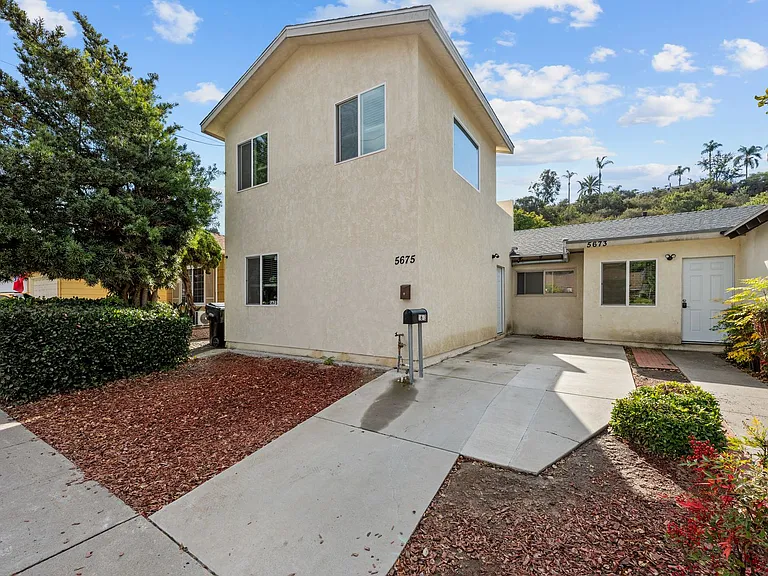 5675 Campanile Way — Photo 13