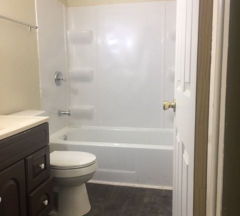 3rd image of 772 King St APT C6