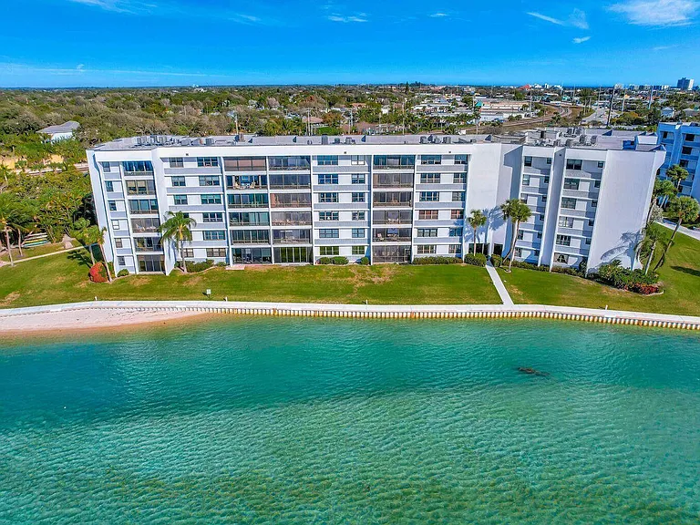 1542 Jupiter Cove Dr #104 — Photo 4