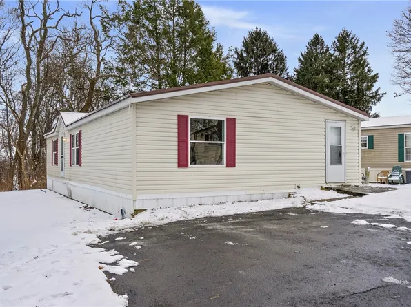 4202 Holiday Hls, Murrysville, PA 15668