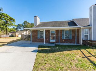 115 Glenside Ct, Midway Park, NC 28544