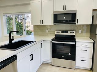 43 Adams St, Rochester, NY 14608