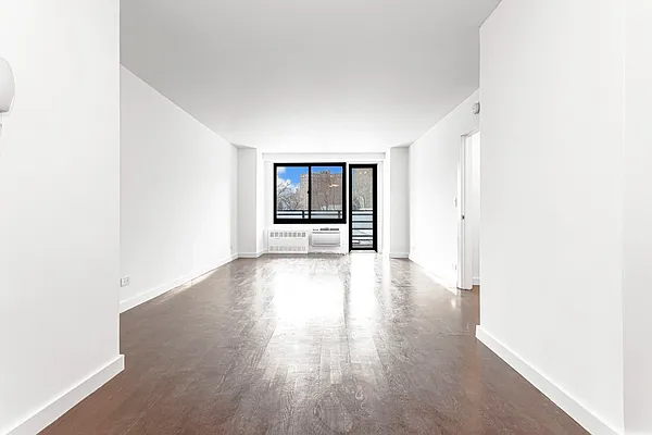 Rented by Olnick Organization | media 2