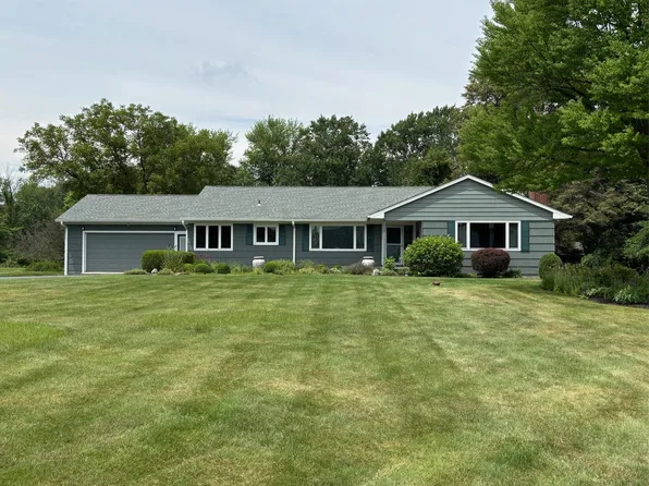 17 Van Voorhis Drive, Fishkill, NY 12524