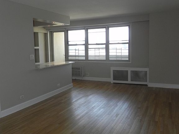 2nd image of 80 N Moore St APT 19H