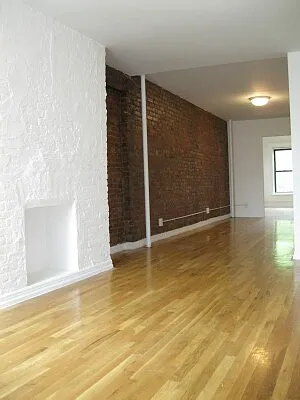 Rented by Tower Brokerage | media 25