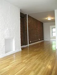 Rented by Tower Brokerage