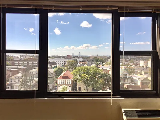 Sold by Nest Seekers International | media 11