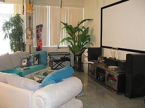4th image of 435 N Andrews Avenue #304