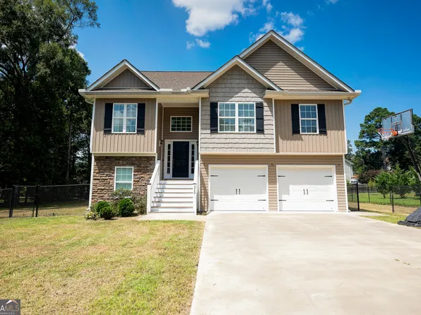 370 Wildwood Cir, Calhoun, GA 30701