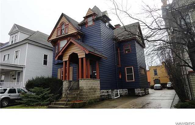 1st image of 295 Auburn Ave